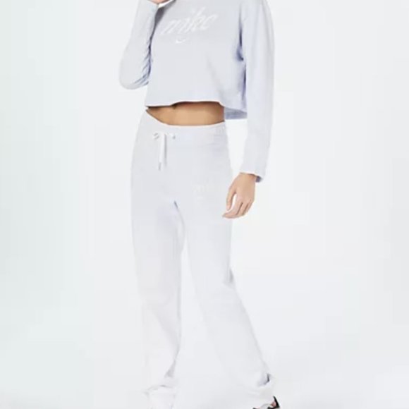 New Nike Fleece Training Crew Crop - Picture 3 of 3